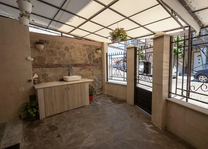 Tiffany Boutique Suits - Konukevi 3*